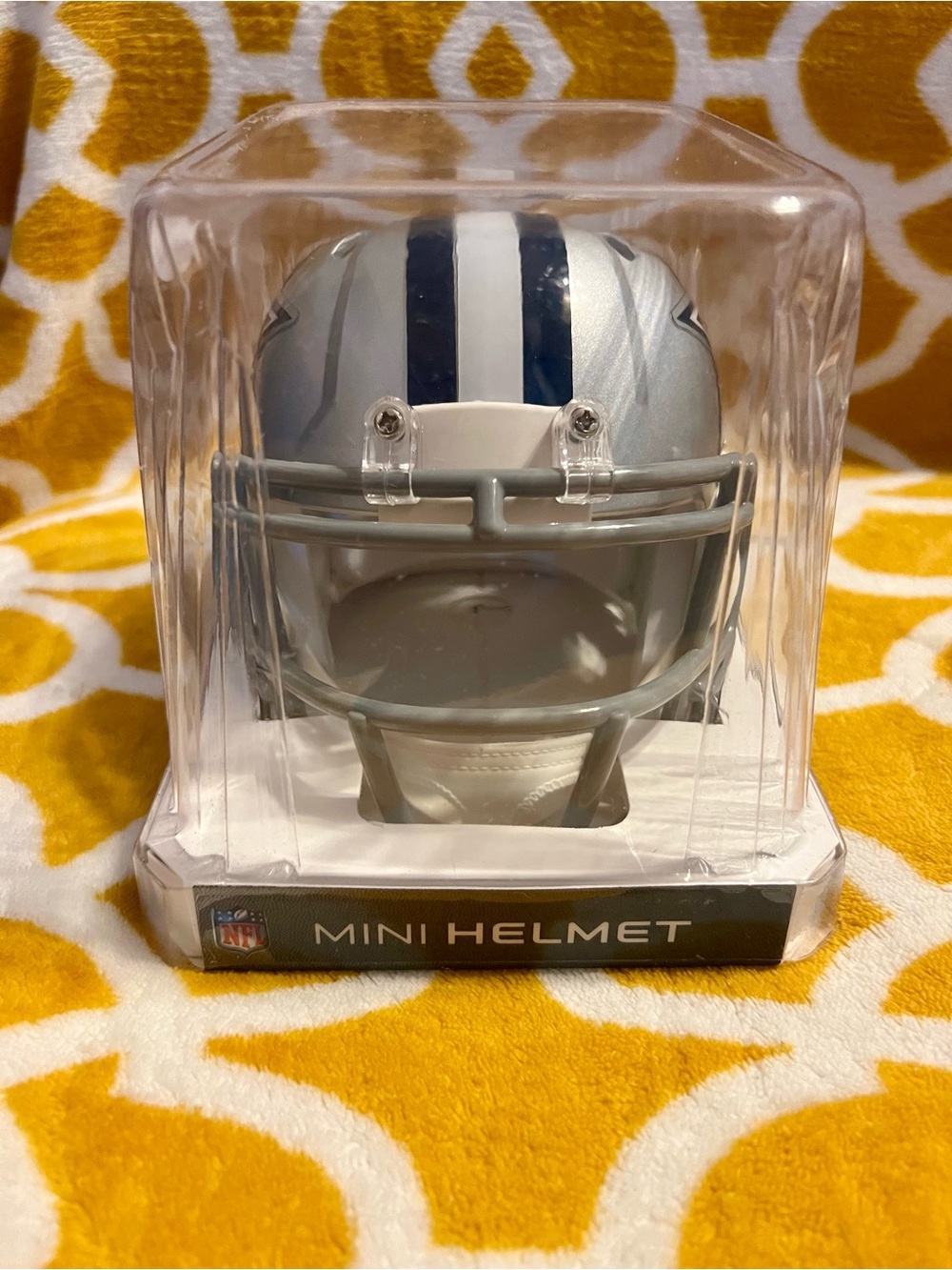 Riddell Dallas Cowboys Silver Mini Helmet - Picture 2 of 2